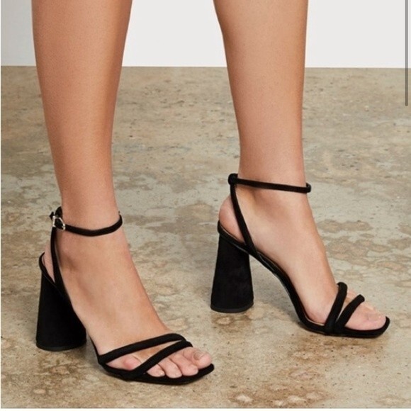 Sam Edelman | Kia Black Sandal Block Heel Suede Women's 10 - Picture 1 of 11